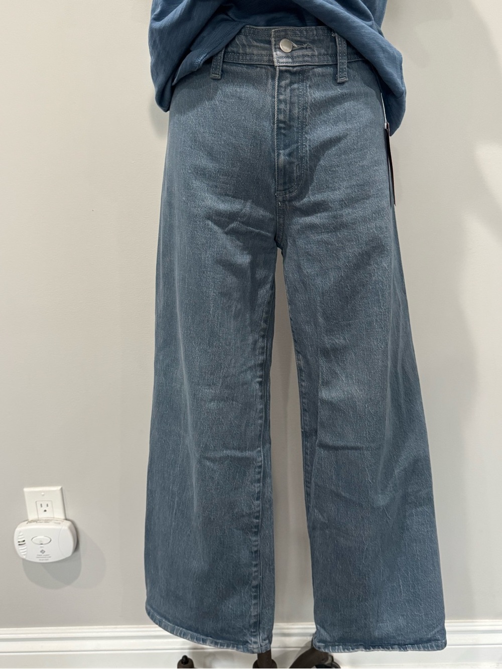 Universal Thread Relaxed Wide-Leg Jeans in Dusty Blue